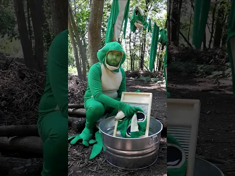 I am going on tour to 23 cities to do gecko therapy.