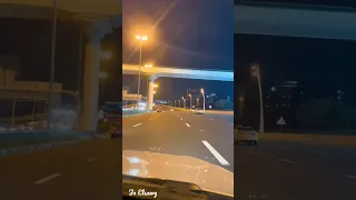 مين الي قدامي ده واحد معرفوش 