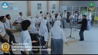 Download Manuk Dadali - Paduan Suara SMK MUTU Cikampek MP3