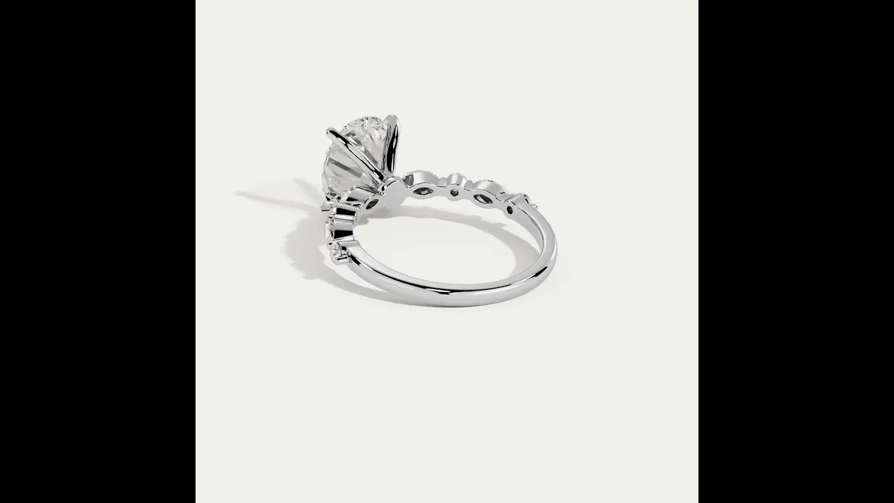 Harlow丨Oval Lab Diamond Engagement Ring with Marquise and Round Accent Diamonds