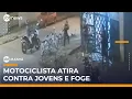 Download Lagu Motociclista atira contra grupo de jovens e foge em São Vicente (SP) | #SBTManhã