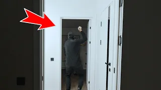 Кто пробрался в наш дом ?