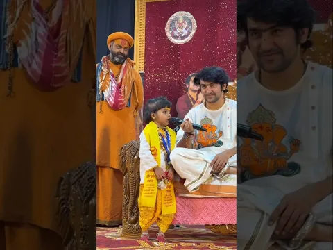 🔱 नन्ही बच्ची की भोलेनाथ स्तुति सुनते रह गए बागेश्वर धाम सरकार ❤️🙏 | हर हर महादेव 🚩 #shorts