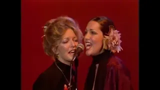 Leo Sayer You Make Me Feel Like Dancing The Midnight Special 1977 