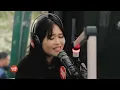 Dello and Yumi perform "Sana 'Di Na Lang" LIVE on Wish 107.5 Bus