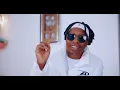 Tur nafas, hasira 44 ft kichwa Alex