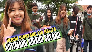 Download Pengamen cantik bawakan lagu baper‼️ kutimang adikku sayang ( Lia Haliza ft team ) hebohkan kota tua MP3