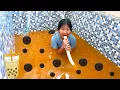 Download Lagu BERENANG DI KOLAM RENANG MINI ES BOBA !! MAMAH MARAH ?! RERE CHANNEL