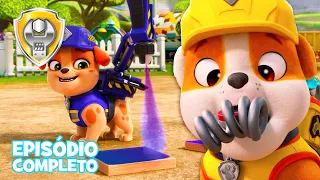 Rubble e Companhia: A Equipa Constrói um Espaço de Brincar para a Motor | Patrulha Pata