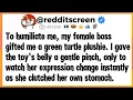 Lagu To humiliate me, my female boss gifted me a green turtle plushie. I gave the toy's belly a gentle...