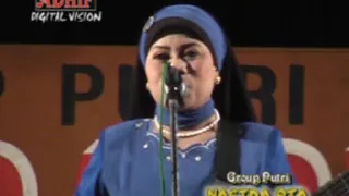 Download NASIDA RIA # Ala baladil mahbu Live Majalengka 2006 MP3