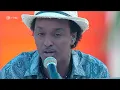 K'naan & David Bisbal - Wavin' Flag (Live at Wetten Dass 23.05.2010)