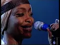 Erykah Badu: "Tyrone" (North Sea Jazz 2001)