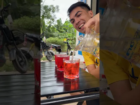 Ronaldo kindly shared his soft drink with everyone #kindness #ronaldo #messi