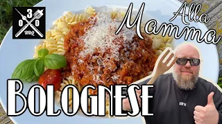 Eine original italienische Bolognese-Sauce ist himmlisch lecker und gar nicht schwer zu machen. Schm. 