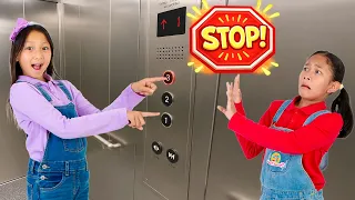 Andrea Eva & Bobby All Want to Press the Button!