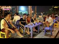 Download Lagu ➤ Cả quán ngây ngất vì anh thợ xây Borelo Trộm Nhìn Nhau | Dũng Béo Borelo