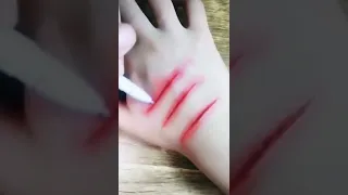 مقلب الجرح على اليد مكياج سينمائي فن وإبداع مقالب جرح خدع فن ابداع رسم Short Shorts 