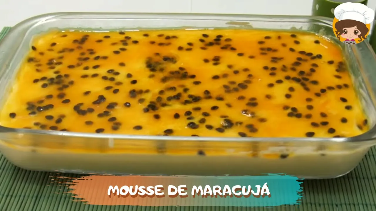 Mousse de Maracujá com iogurte natural. 