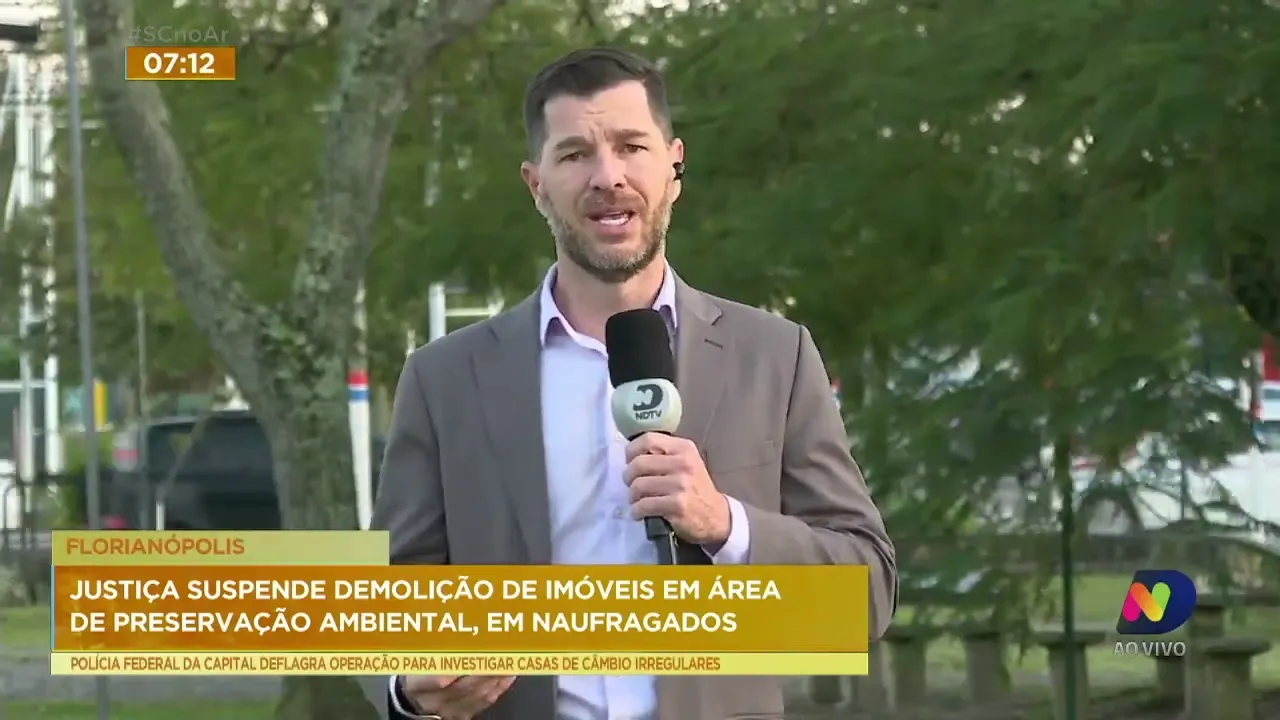 Justiça suspende demolição de imóveis em área de preservação ambiental, em Naufragados