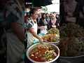 Lagu Giant Frogs Cooked in Big Bowls! Indonesian Mom Stuns Market Visitors