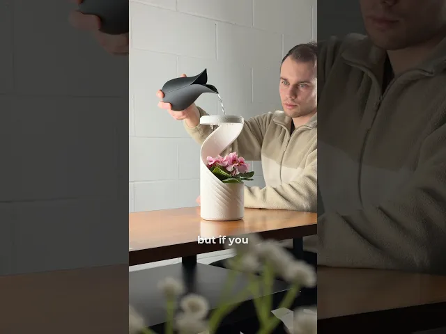 Vertigo, desk vase. video thumbnail