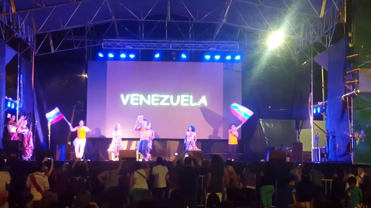 Tambores Venezolanos. Leo Leo Le Tambores Venezolanos. Leo Leo Le