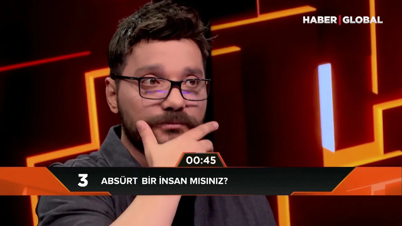 Oğuzhan Uğur Ergenekon Davası Sürecinde Yaşadıklarını Anlattı - Jülide Ateş'le 40 (TEK PARÇA)