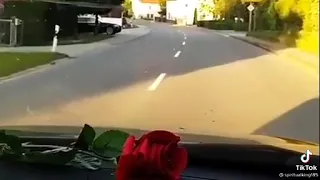 حالات واتس اب اوعدك اوعدك وانت بعيد بتضل حبيبي دندنها