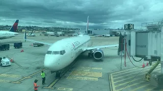 Delta Air Lines Boeing 737-932ER N921DU - Gate Arrival at SAN