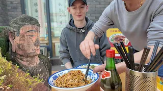 我去看大佛，结果为了面条留了下来