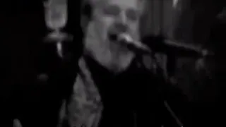 عليمن جاينه العيد 