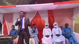 الفنان ابراهيم ادريس ام كحيل انا شوقي لها ولد جنيد لك التحيه والتقدير 