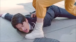 بنت فقيرة لكنها قوية تضرب مدير شركة والمدير يقع في حبها ويجعلها مساعدته الخاصة مسلسل Love Me 