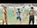 Download Lagu 🎣 Giant fish caught in a raging river by a young nomadic man 🌊
