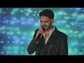 Popurrí Yo Sé Que Te Acordarás/Cada Vez Te Extraño Más/Acá Entre Nos (En Vivo)