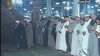 الشيخ أحمد فرحات كبير أئمة مسجد الحسين صوت جميل كلنا سمعناه فى الفجر 