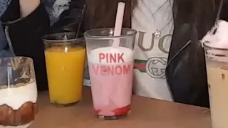 Jennie and Lisa taste Pink Venom