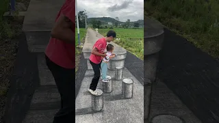 把路画断了，狗子看到会有啥反应#3d