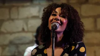 راجعين يا هوي فيروز 