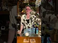 Download Lagu In dit café zorgt Dragqueen Patty Pam-Pam voor jouw pilsje | #L1Nieuws