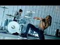 Download Lagu Jasiah - Right Now (feat. Travis Barker) [Music Video]