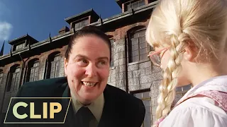 matilda 1996 trunchbulls infamous hammer throw pam ferris