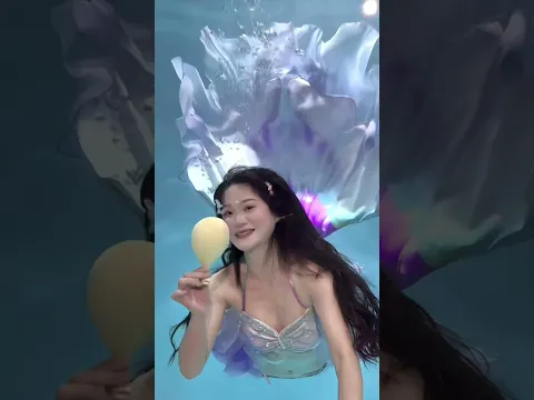 "Aren't you curious about how to blow up balloons underwater?" #Mermaid DY 人鱼雪儿