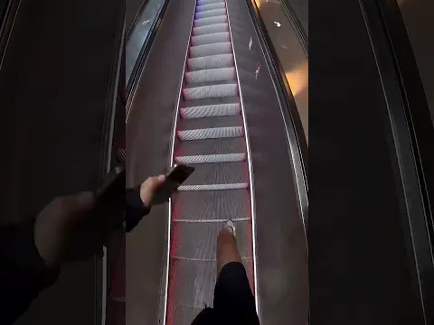 guy stole his phone and ran away #shortvideo
