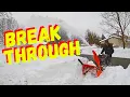 HOW TO SNOWBLOW THE END OF A DRIVEWAY AFTER A SNOW STORM Without Killing Your Snowblower