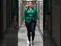 Download Lagu BEAUTIFUL WOMEN in the hallway🌺 #shorts