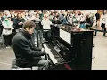 Piano Medley [Pirates Of The Caribbean] at Berlin Main Station – Thomas Krüger