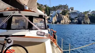 20-04_Headfirst into Acapulco (sailing ZERO)