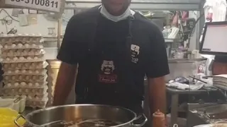 שחר בובליל קונס את הבוריקה שוק הכרמל 